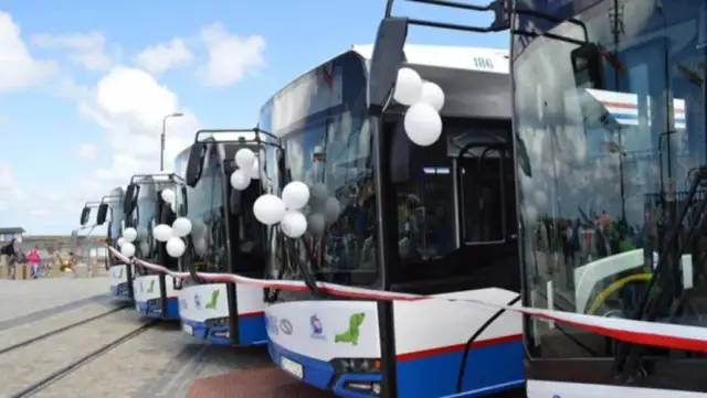 Jak dojechać z Kołobrzegu do Grzybowa - najlepsze opcje transportu