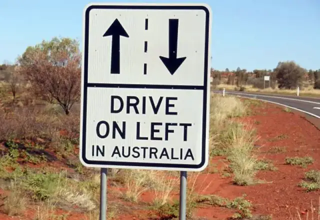 Skąd się wziął ruch lewostronny? Zaskakujące fakty i historia