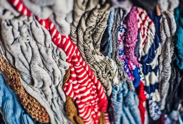 Paliwo z odpadów tekstylnych? Poznaj innowacyjne rozwiązania w recyklingu