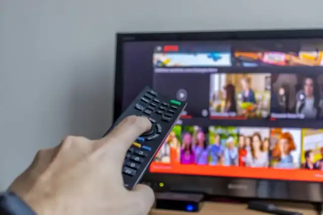 Jak wylogować Netflix z telewizora? 3 skuteczne sposoby