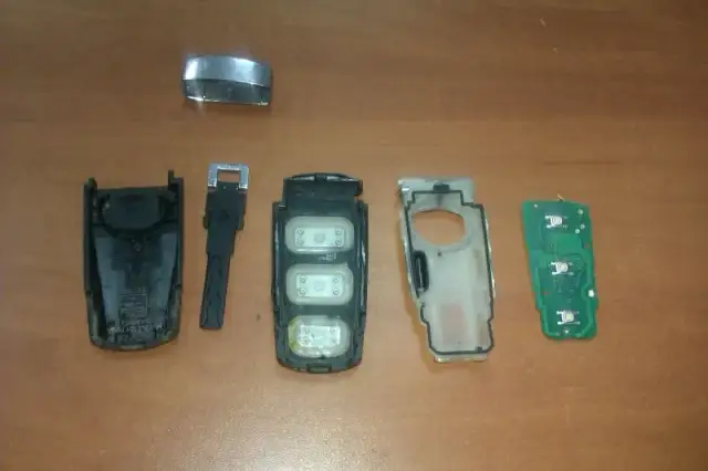 Jak otworzyć Passata B6 bez kluczyka - skuteczne metody i porady