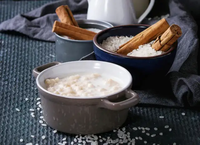 Ryż na mleku - Jak uzyskać idealnie kremową konsystencję?
