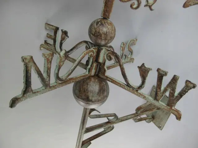 Wiatrowskaz na dach: jak wybrać idealny model do Twojego domu