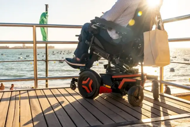 Jak uzyskać wózek inwalidzki z NFZ? Kto wystawi zlecenie i co dalej?