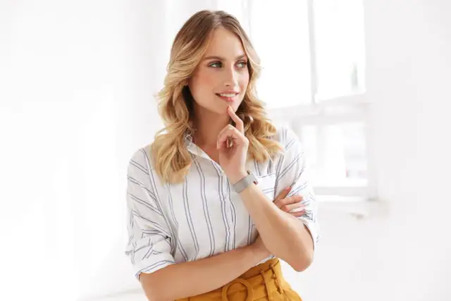 Witamina B Complex: Kiedy zażywać? Rano z posiłkiem to klucz!