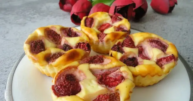 Mini serniczki fit - przepis na pyszny deser bez wyrzutów sumienia