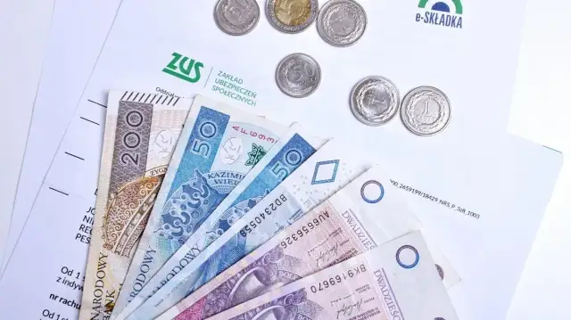 Ile płaci ZUS po ustaniu zatrudnienia? Sprawdź swoje prawa i zasiłki