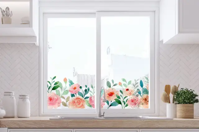 Jak zaaranżować okno, aby poprawić estetykę i funkcjonalność wnętrza