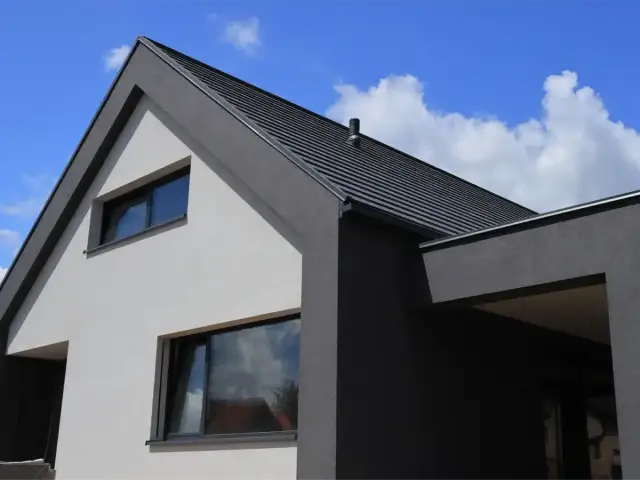 Elewacja na lata: Jaki tynk wybrać? Uniknij kosztownych pomyłek