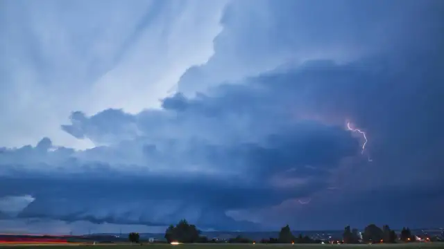 Gdzie jest burza w świętokrzyskim? Sprawdź aktualne zagrożenia pogodowe