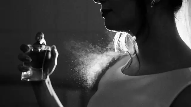 Woda perfumowana czy toaletowa? Kluczowe różnice i wybór