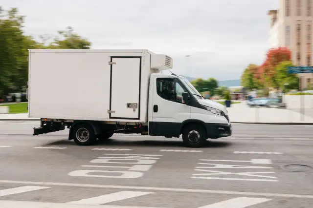 Prawo jazdy C1: Czy warto? Koszty, praca, kampery analiza