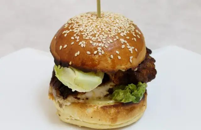 Burger de poisson croustillant : la recette meilleure qu'au fast-food