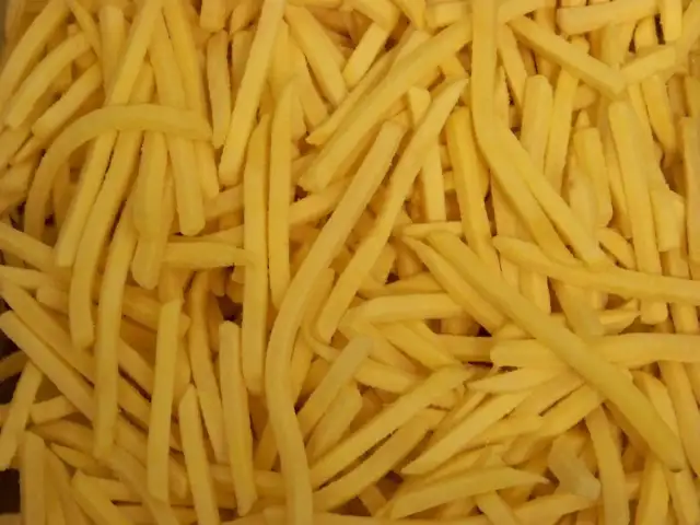 Frytki julienne co to? Odkryj ich wyjątkowe cechy i zastosowanie