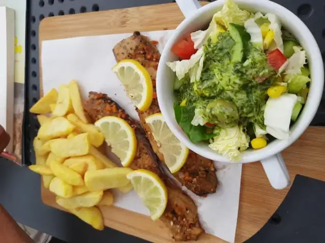 Gdzie zjeść na Wyspie Sobieszewskiej? Najlepsze restauracje i smaki