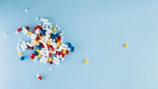 Półpasiec: Szybka ulga bez recepty? Leki, maści i pilna wizyta u lekarza