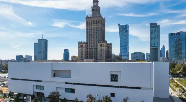 Praca w Muzeum Sztuki Nowoczesnej: aktualne oferty i warunki zatrudnienia