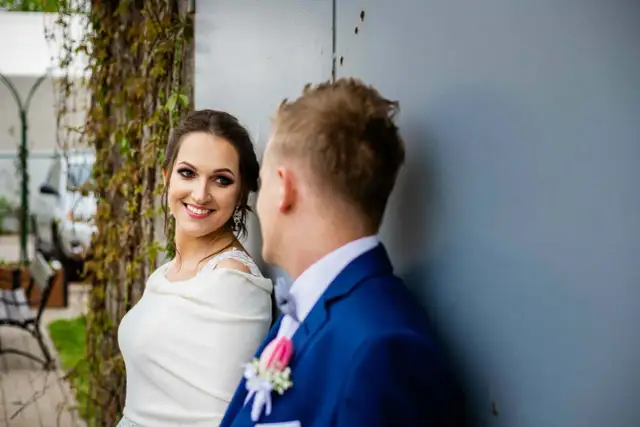 Fotograf na wesele: Jak wybrać idealnego? Sprawdź, zanim podpiszesz!