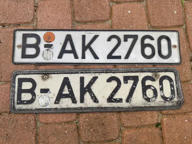 Ile kosztują niemieckie tablice wywozowe? Sprawdź kalkulację!