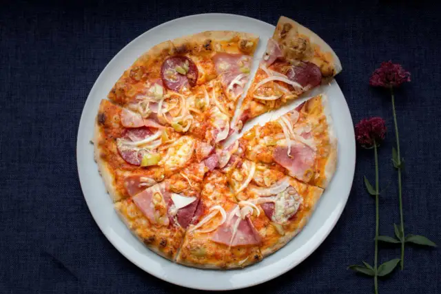 Gdzie zjeść w Starym Sączu? Odkryj najlepsze lokale gastronomiczne