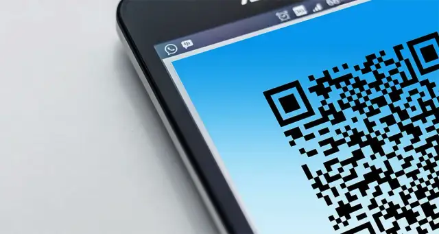 Skanowanie QR aparatem: Bezpłatnie i bezpiecznie w 3 sekundy