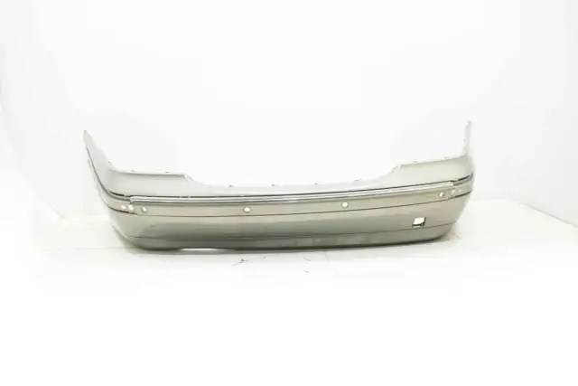 Jak zdjąć tylny zderzak Mercedes W203 - proste kroki i porady