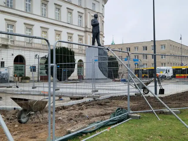 Gdzie jest pomnik Lecha Kaczyńskiego? Oto wszystkie lokalizacje w Polsce