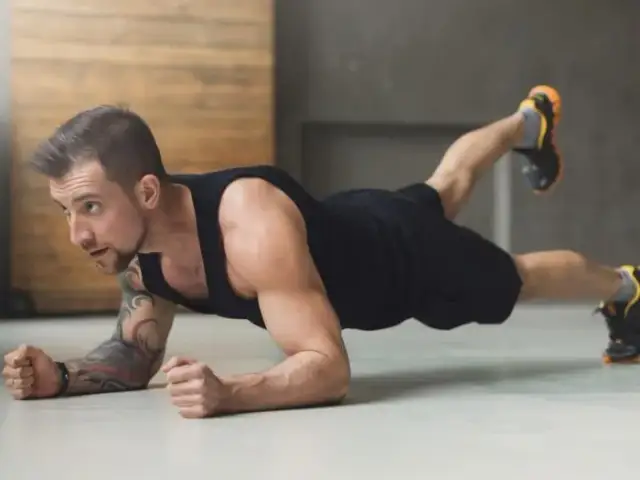 Trening core co to? Zbuduj stabilny kręgosłup i pozbądź się bólu!