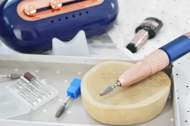 Jaką frezarkę do paznokci wybrać, aby uniknąć rozczarowania?