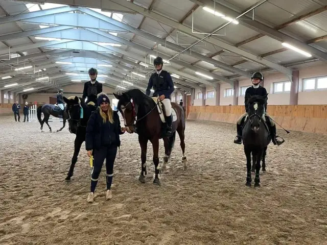 Najlepsze stadniny koni w Rybniku - jazda konna i hipoterapia