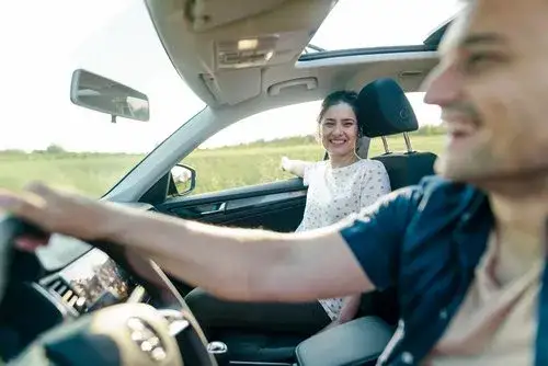 Ile kosztują autostrady w Polsce? Sprawdź, by uniknąć wysokich opłat