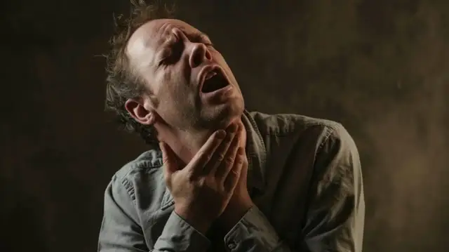 Kiedy dzwonić na pogotowie? Objawy, które mogą uratować życie