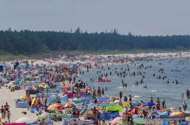 Międzyzdroje czy Kołobrzeg – który wybór będzie lepszy na wakacje?