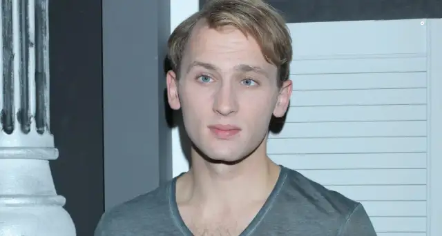 Paweł Tomaszewski aktor: Jego niezwykła kariera i osobiste wyzwania