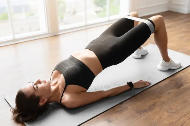 Trening na czczo czy po jedzeniu? Klucz do Twoich celów fitness