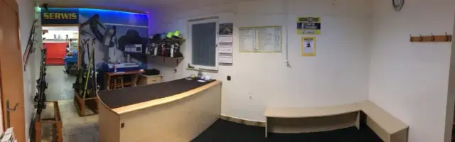 Ile kosztuje wypożyczenie sprzętu narciarskiego w Szczyrku? Ceny i porady