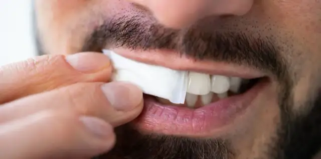 Nikotynowe zapalenie jamy ustnej: Skuteczne leczenie i rzucenie nałogu