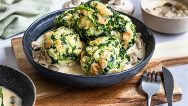 Spinatknödel als Hauptgericht: Geling-Garantie & beste Saucen