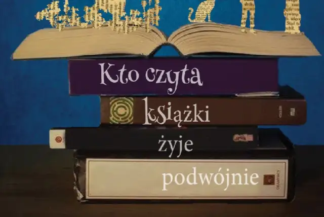 Kto czyta książki, żyje podwójnie? Autor i sens cytatu Eco