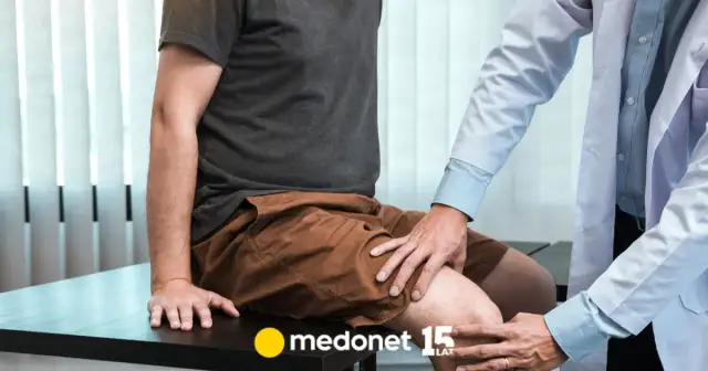 Piekący ból nóg objawy: poznaj powody i kiedy szukać pomocy