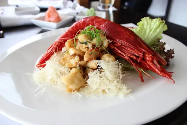 Larnaka gdzie zjeść: najlepsze restauracje i ukryte skarby kulinarne