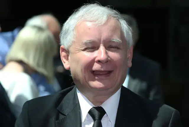 Ile lat ma Jarosław Kaczyński, prezes PiS? Zaskakujące fakty o nim