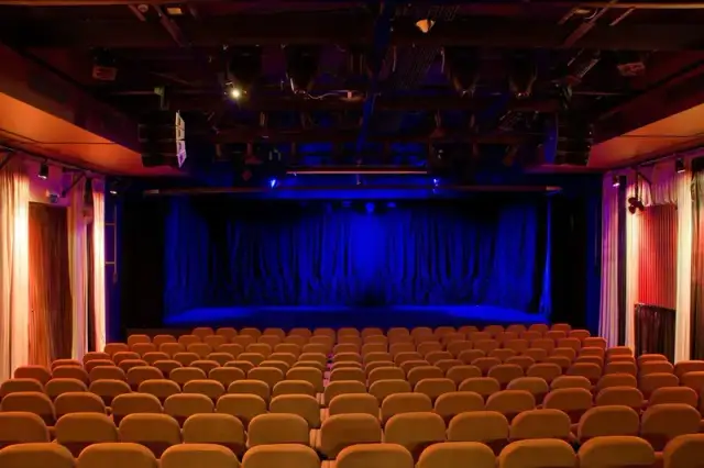 Teatr Scena Prezentacje - historia, spektakle i przyszłość bez aktorów