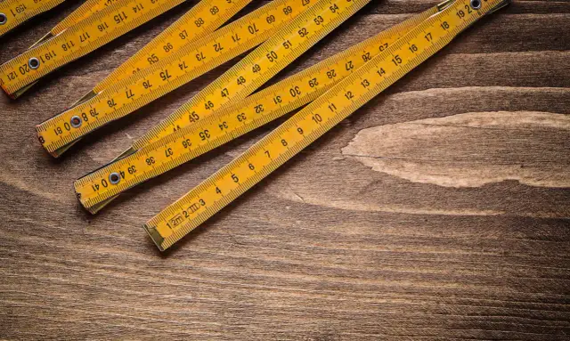 Czy balkon wchodzi w metraż mieszkania? Odkryj ważne fakty i przepisy