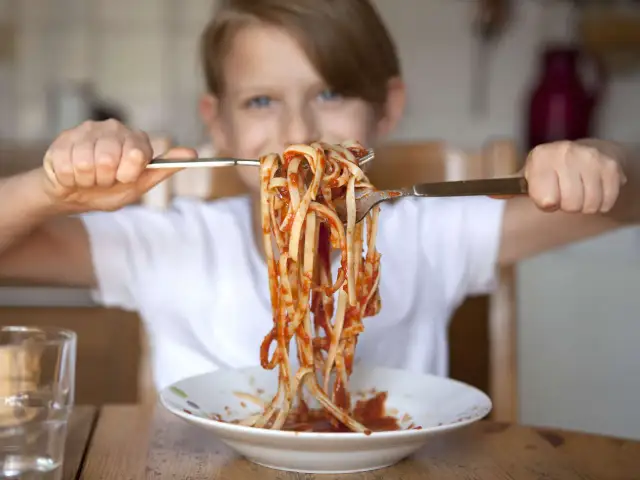 Nudeln mit Loch: So fangen Sie jede Sauce perfekt ein!