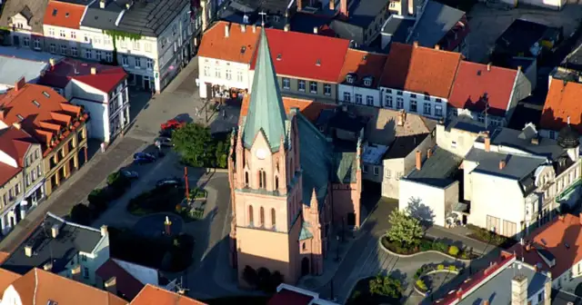 Gdzie leży Połczyn-Zdrój? Odkryj jego ukryte położenie w Polsce