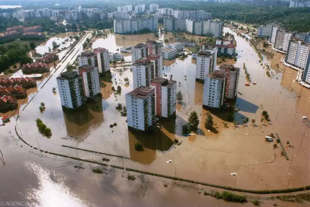 Ile hektarów ma osiedle? Typowe rozmiary i najwięksi giganci w PL
