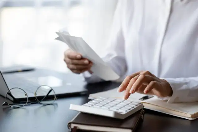 Jak wypełnić fakturę VAT bez błędów i niepotrzebnych kosztów