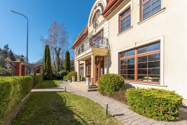 Willa Jaśkowy Dworek – komfortowe noclegi w Gdańsku dla każdego