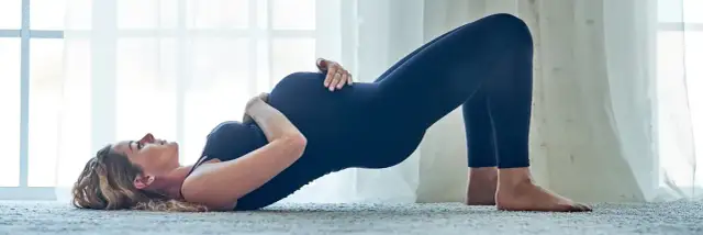 Joga w ciąży: Kiedy zacząć? Bezpieczne wskazówki dla mam